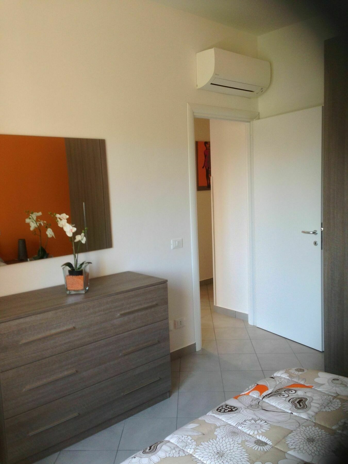 סירמיונה Perla Del Lago Rent Apartments מראה חיצוני תמונה