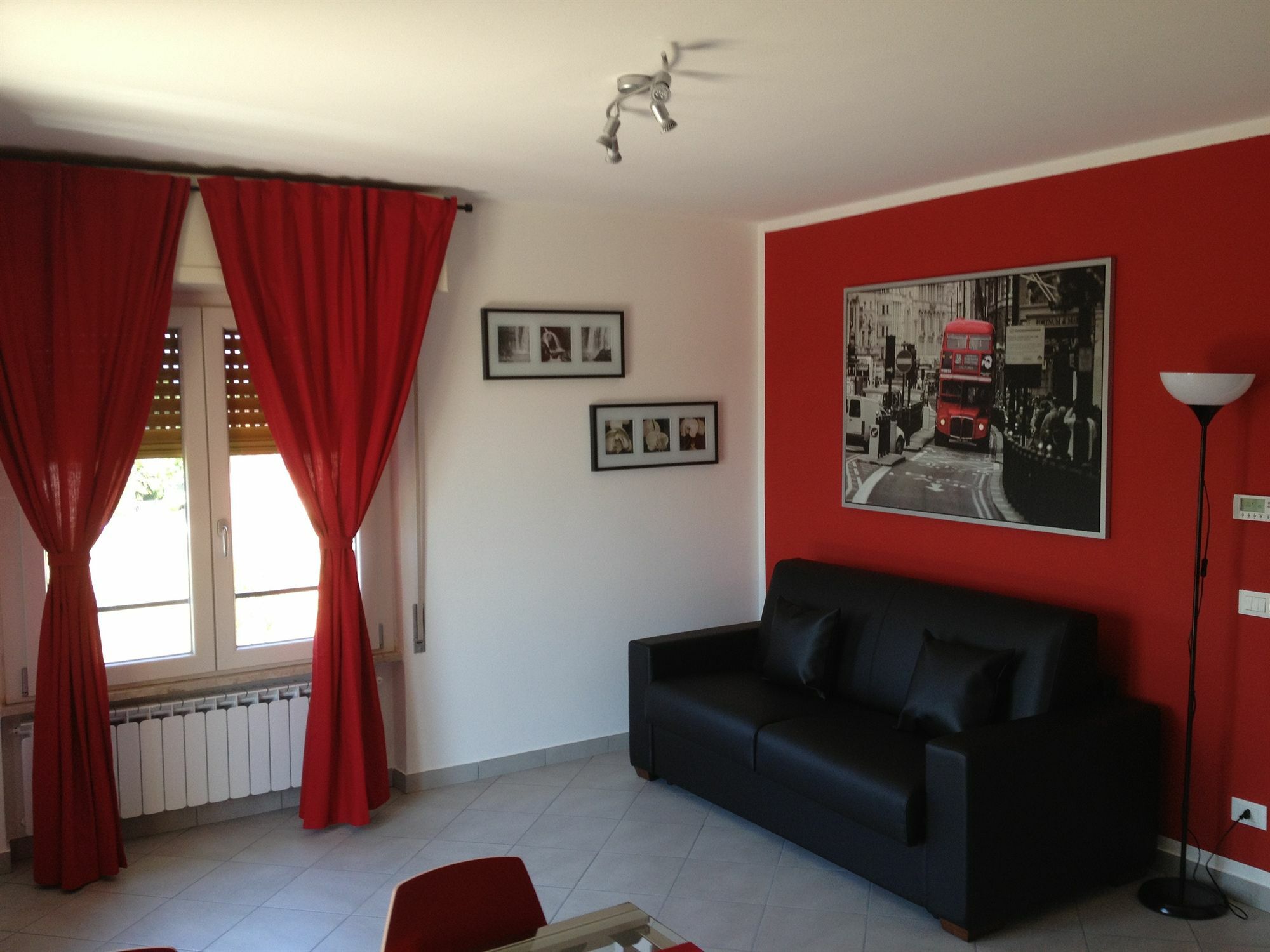 סירמיונה Perla Del Lago Rent Apartments מראה חיצוני תמונה